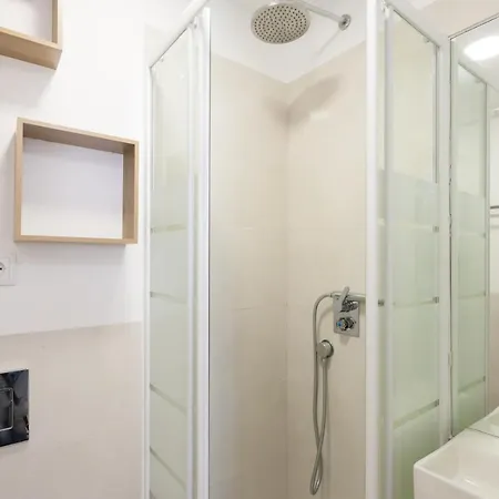 Apartment Downtown Flat - Metro And Tram28 *