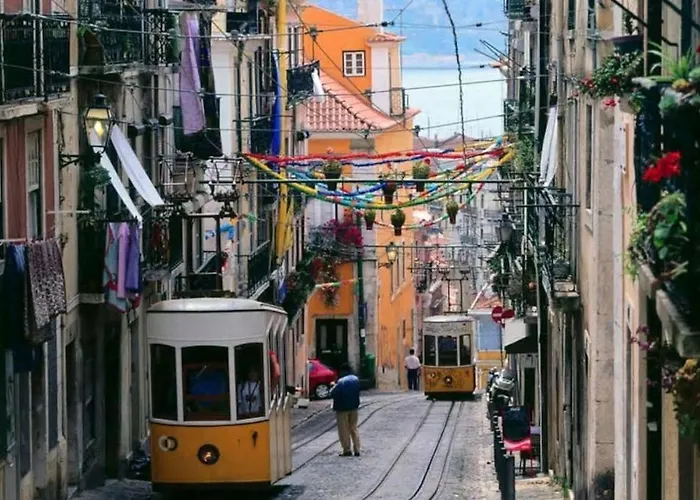 Downtown Flat - Metro And Tram28 Апартаменти *